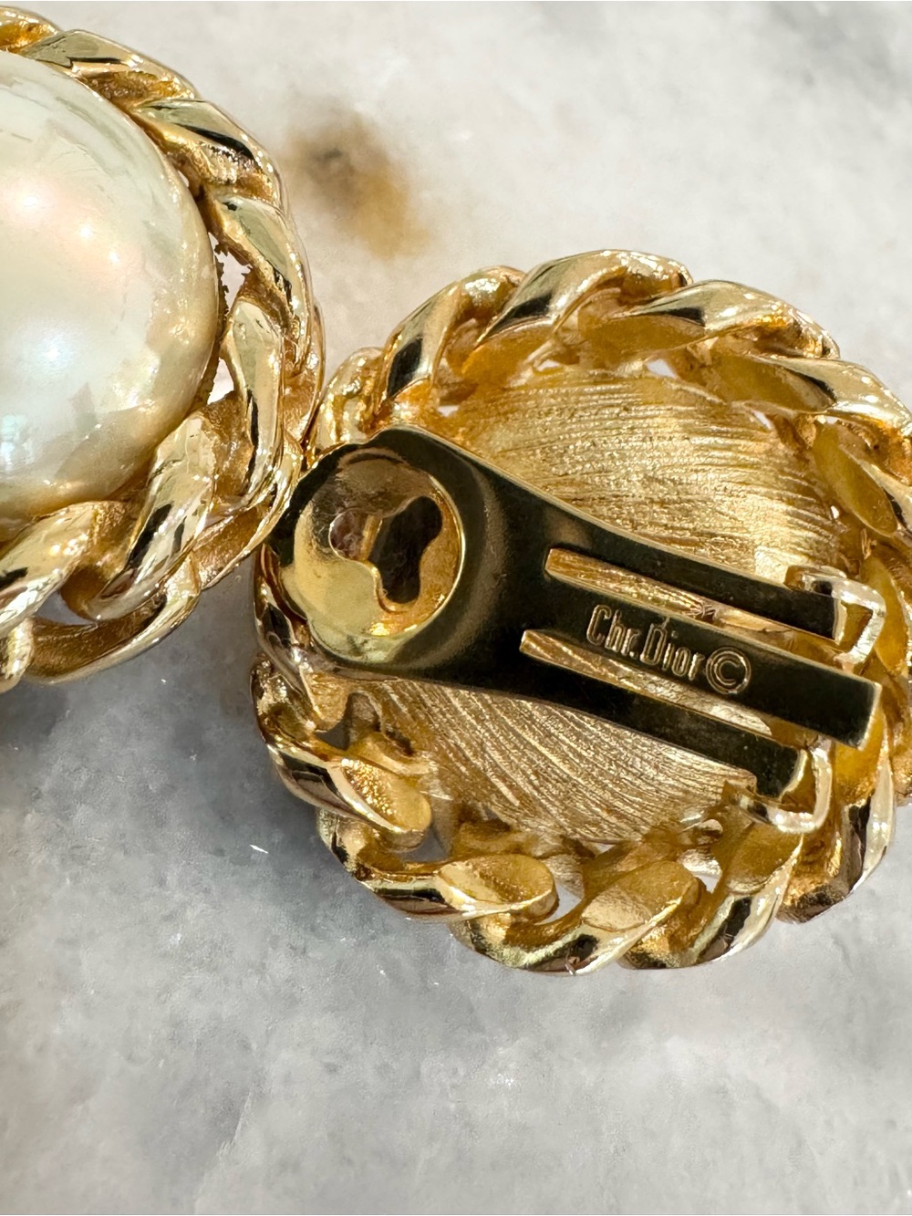 Vintage Christian Dior Gold Rope Chain Faux Pearl Clip-On Earrings – Authentic S